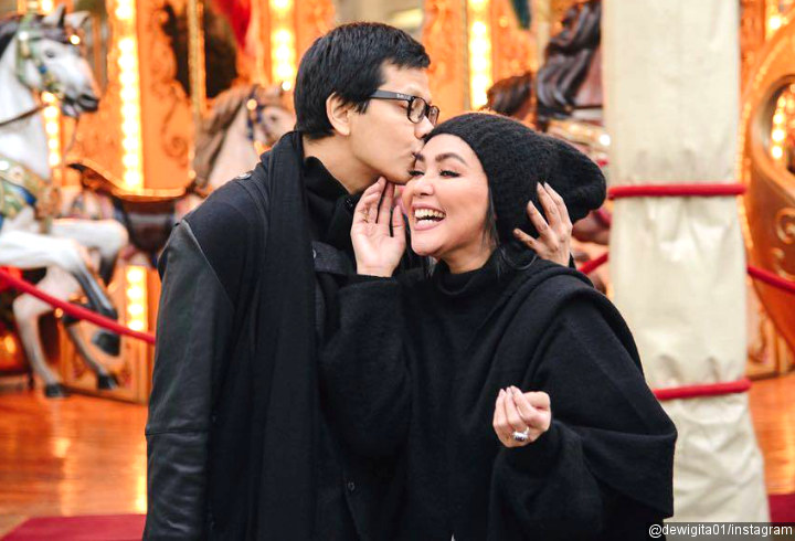 Mesranya Armand Maulana Cium Kening Dewi Gita
