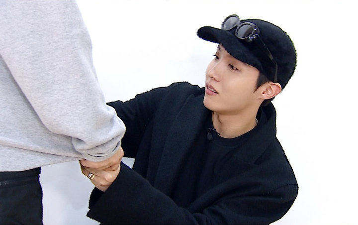 Kocaknya Peserta Under 19 Heboh Minta Tanda Tangan J Hope Bts Kocaknya Peserta Under 19 Heboh Minta Tanda Tangan J Hope Bts