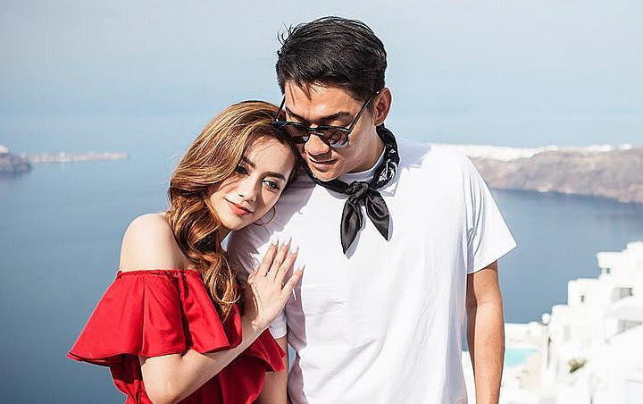 Kembali Bernyanyi, Ifan Seventeen Sebut Mendiang Sang Istri 'Tiada Duanya'