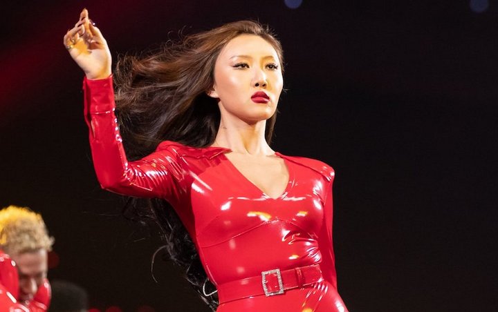 MAMA 2018: Hwasa Mamamoo Gunakan Kostum Vulgar, Bos Agensi Ngaku Ikut Kaget