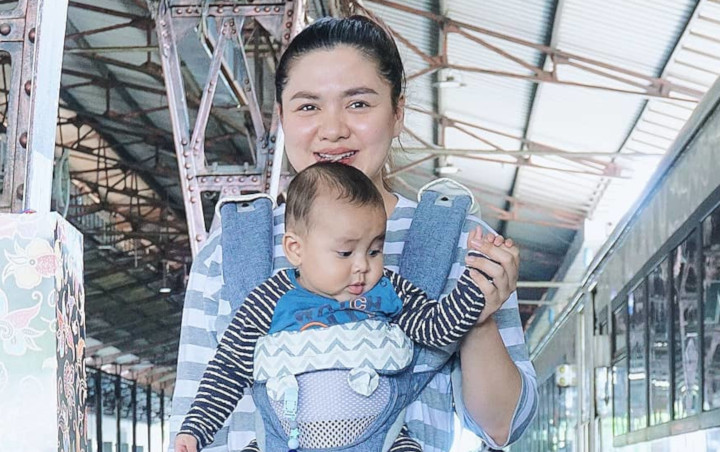  Malas Dandan Sejak 6 Bulan Urus Anak Pertama, Vicky Shu Malah Dipuji Makin Cantik
