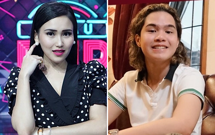 Ayu Ting Ting Bahagia Pose Nganga, Ekspresi 'Aneh' Dul Jaelani Jadi Sorotan