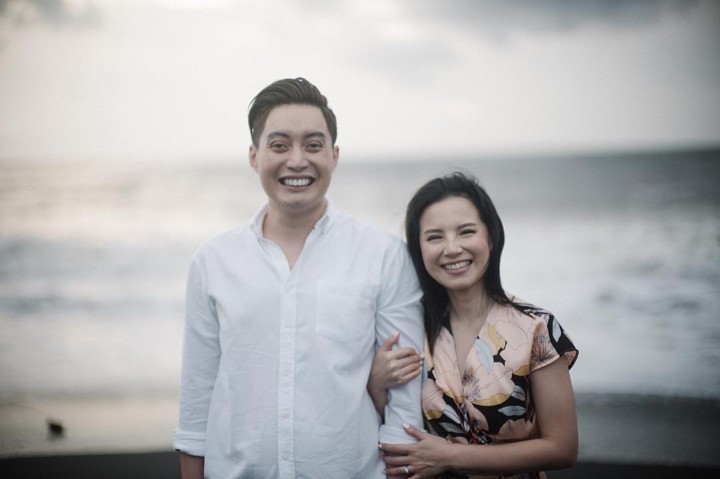 Pamer Senyum Lebar, Begini Kebahagiaan Yang Terpancar dari Edric dan Venny
