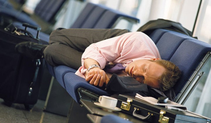 Tips Mengatasi Jet Lag a La Pramugari