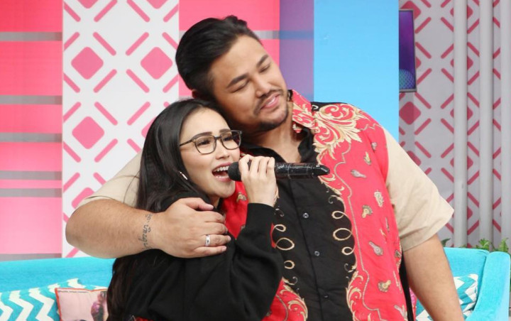 Main 'Film' Bareng Ayu Ting Ting, Ivan Gunawan Larang Netter Baper