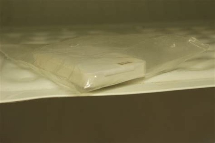 Menaruh Baterai di Freezer atau Menjemurnya Bisa Membuat Tahan Lama