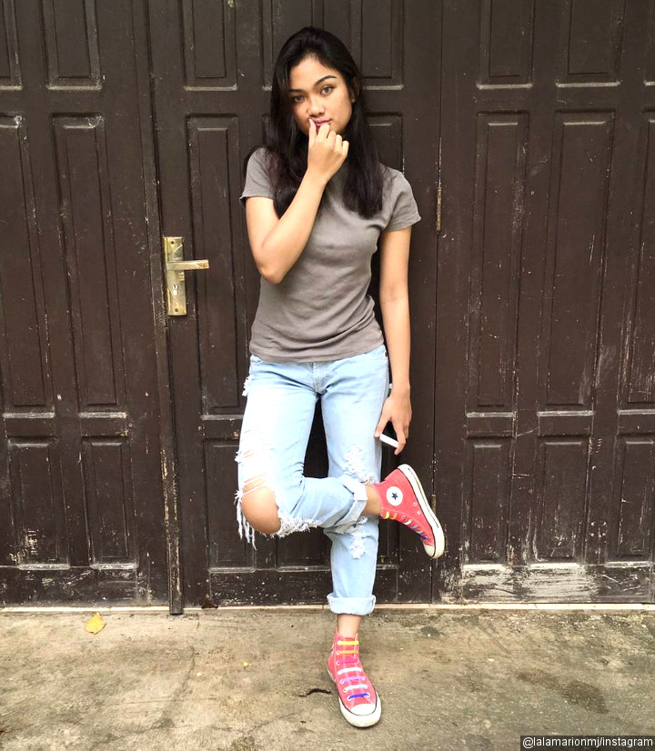 OOTD dengan Ripped Jeans ala Marion yang Kekinian Banget