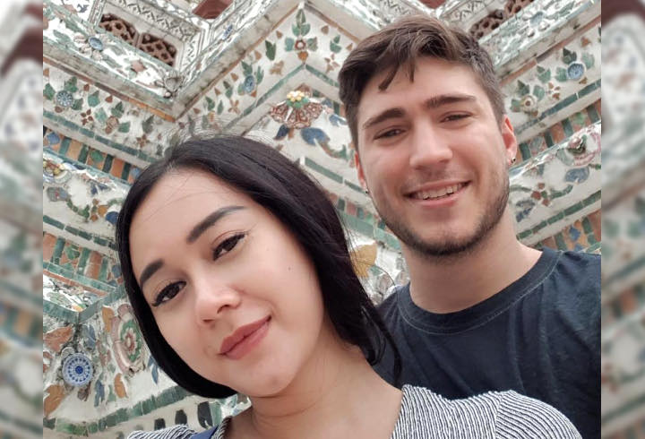 Romantis, Sang Suami Terus Menemani Aura Kasih Di Tengah Isu Prostitusi Online