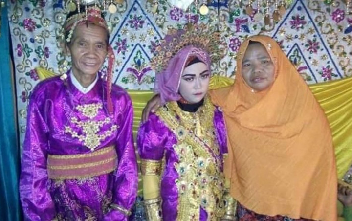 Viral Kakek 75 Tahun Nikahi Gadis 18 Tahun dengan Mahar Kebun Cengkeh
