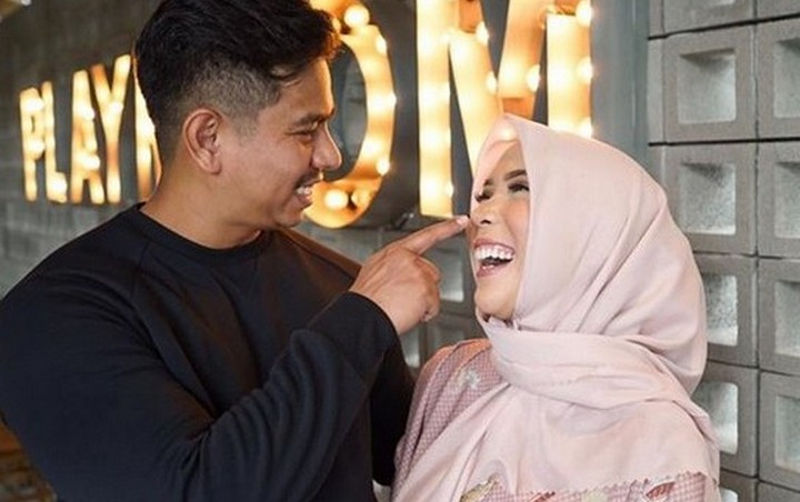 Suami Ultah, Fitri Tropica Beri Ucapan Ultah Romantis Tapi Kocak