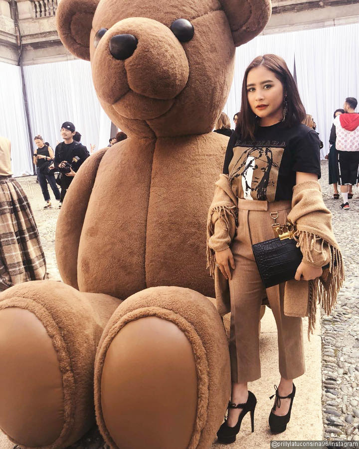 Kece Saat Hadir di Milan Fashion Week 2018