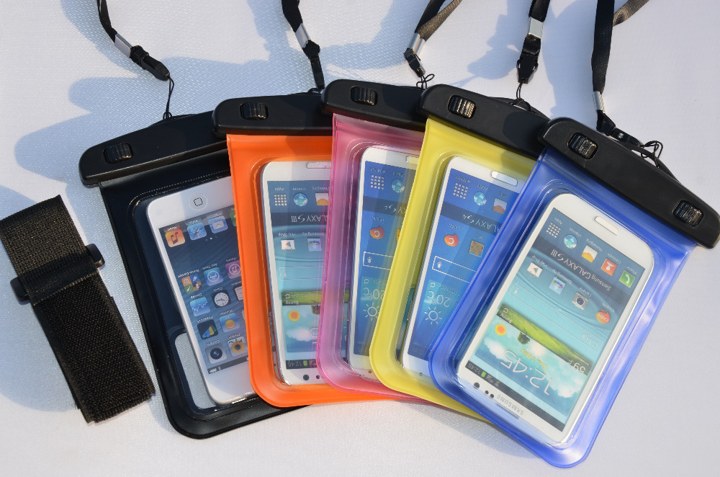 Casing Ponsel yang Anti Air