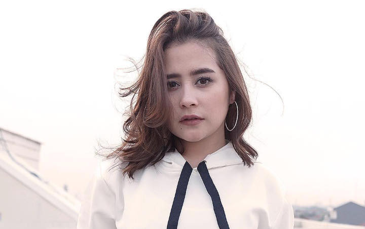 Prilly Latuconsina Isyaratkan Rindu, Penampilan Berhijab Ikuti Kajian Agama Dipuji Selangit