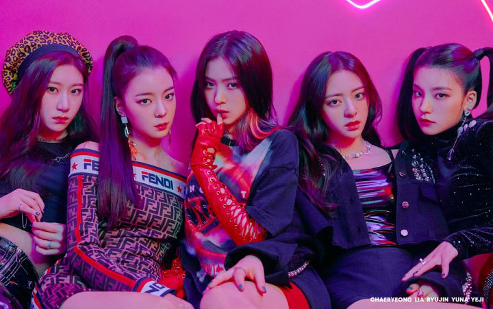 Itzy Rilis Lirik Lagu Debut 'DALLA DALLA', Bos JYP Dikritik Habis-Habisan