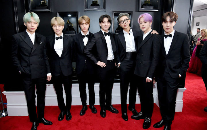 Grammy Awards 2019  BTS  Curi Perhatian di Red Carpet 