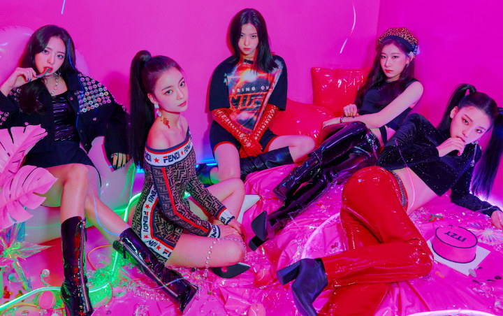 ITZY Resmi Debut Lewat 'DALLA DALLA', Dipuji Bertalenta Hingga Lagu Bikin 'Kecanduan'