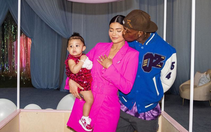 Kylie Jenner dan Travis Scott Ciptakan Taman Hiburan untuk Ulang Tahun Stormi