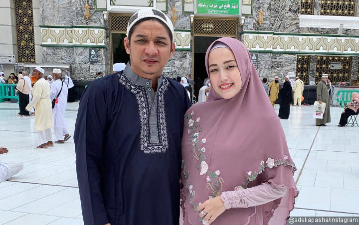  Tampil Cantik Bercadar Bak Putri Arab, Istri Pasha Ungu Dipuji Habis-habisan