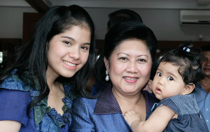 Annisa Pohan Bagikan Foto Ani Yudhoyono Tegar Lawan Kanker Darah, Netter Ikut Menangis