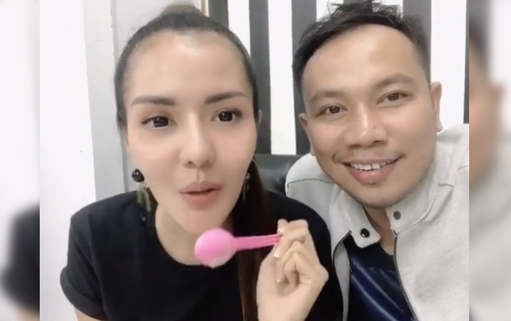 Vicky Prasetyo Ngebet Nikahi Anggia Pada April 2019, Nyatakan Cinta Sampai Terjun Dari Lantai 1