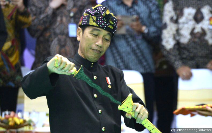 Jokowi Ungkap Alasan Impor Terus Jalan Meski Cadangan Beras Dalam Negeri Mencukupi