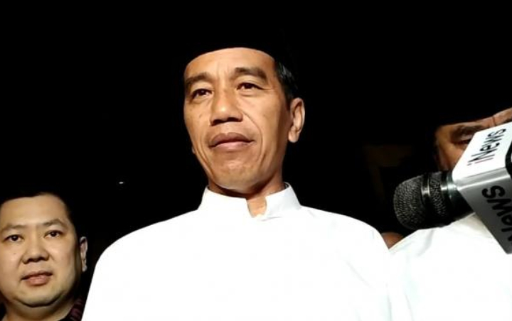 Viral Jokowi Dituding Dapat Bantuan Jawab Debat Lewat Earpiece dan Pulpen