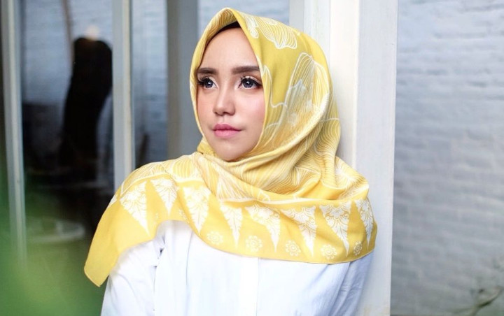 Salmafina Pamer Foto Tak Berhijab, Wajah Mirip Lucinta Luna Hingga Dagu ala Roy Kiyoshi Jadi Sorotan