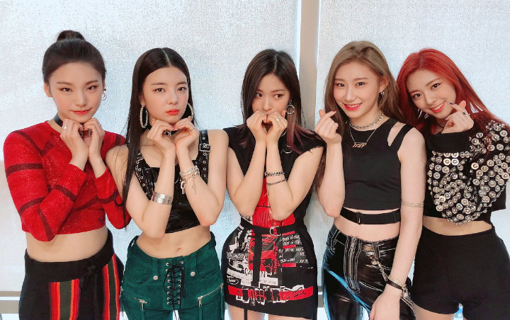 ITZY Jadi Bukti Stylist Black Pink Pindah ke JYP?