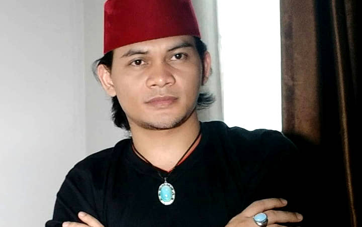 Fans Ayu Ting Ting 'Semprot' Mbah Mijan soal Gimmick Ivan Gunawan dan Raffi Ahmad