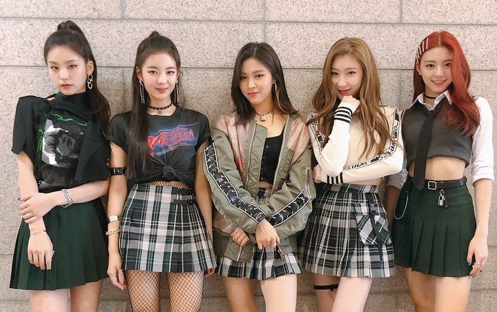 Sinkronisasi Tarian ITZY di Dance Practice 'DALLA DALLA' Jadi Viral