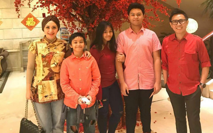 Digosipkan Pacari Ayu Ting Ting Intip 8 Potret Harmonis Rumah Tangga Eko Patrio