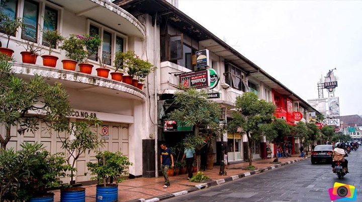 Traveling ke Bandung Sendirian Bakal Asyik Banget