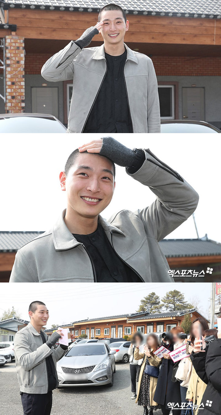Jinwoon 2AM berangkat wamil