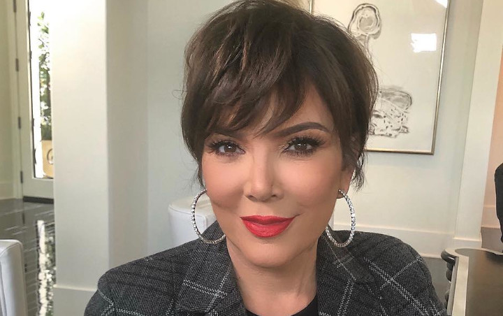 Kris Jenner Ikut Promosikan 'Captain Marvel' Lewat Video Kocak Ini