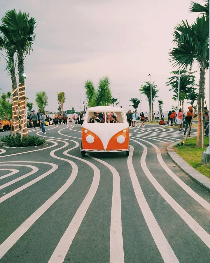 Food Junction Grand Pakuwon