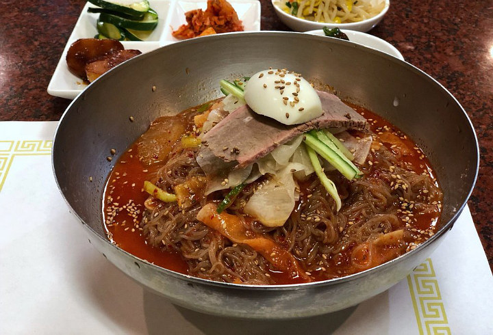 Bibim Naengmyeon, Mie Dingin yang Pedas