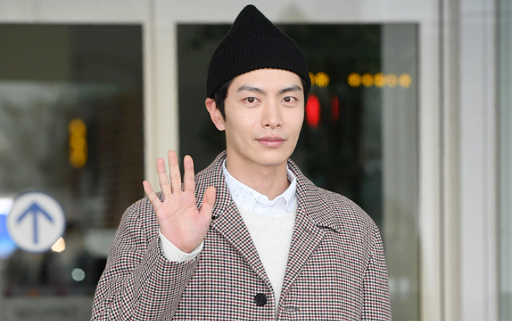 Lee Min Ki Bikin Penggemar Antusias Usai Diincar Bintangi Drama Baru OCN