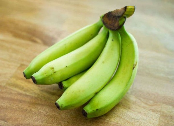 Bahaya Pisang Muda untuk Usus Buntu