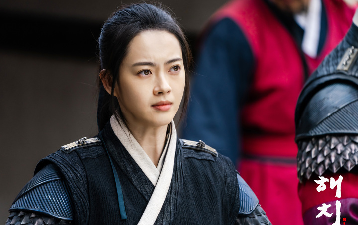 Go Ara Bakal Absen Enam Episode di 'Haechi' Usai Alami Cedera Parah Saat Syuting