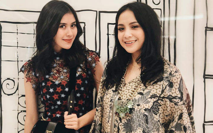 Syahrini Nyosor Genit Ke Jeje Syahnaz Cium Suami Dan Tiru Nagita
