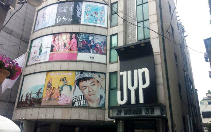 Karyawan JYP Blak-Blakan Sindir YG, Big Bang dan Black Pink