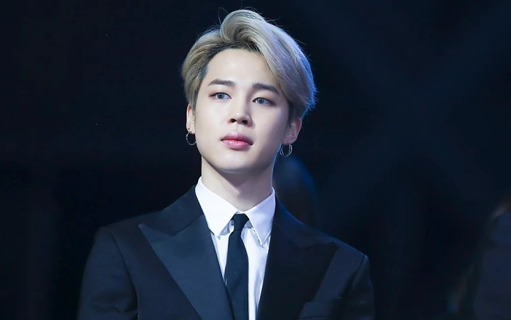 Jimin BTS Jadi Bahan Gosip Gara-Gara Kebiasaan Anehnya Pakai Tas Selempang