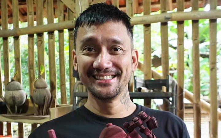 Tepis Isu Didepak Falcon Pictures, Tora Sudiro Jadi Konsultan Akting 'Warkop DKI Reborn 3'