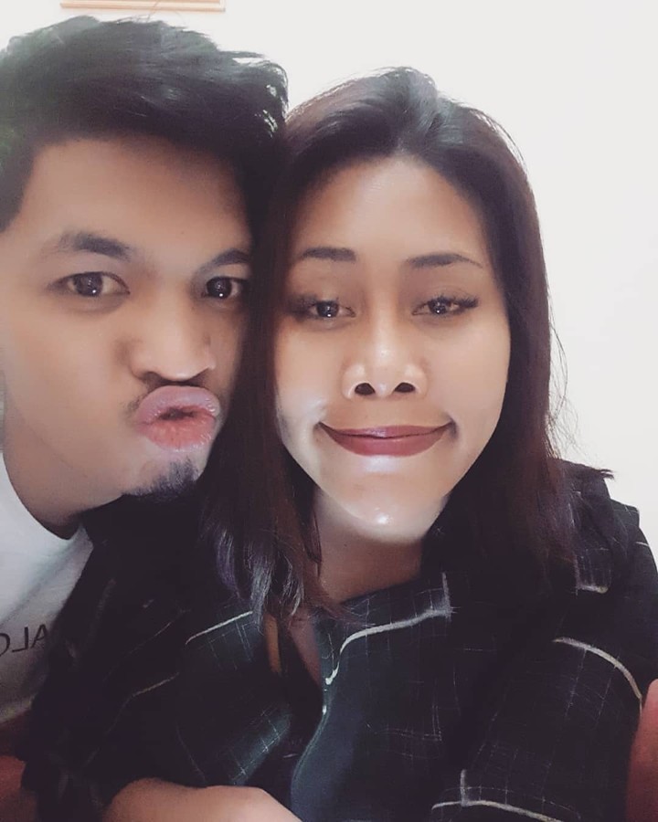 Tak Cuma Mesra, Evi Masamba Juga Hobi Pose Gokil Bareng Suami