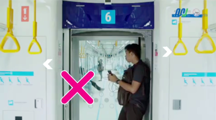 Jangan Berdiri di Lorong Kereta