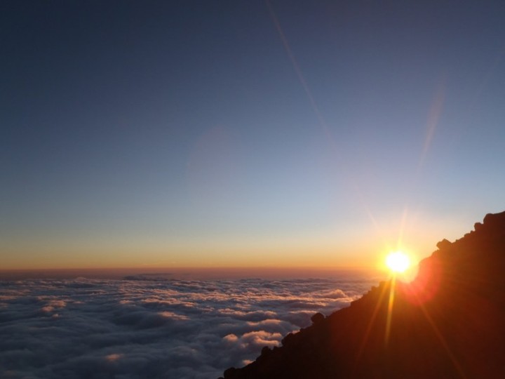 Melihat Sunrise di Gunung Semeru