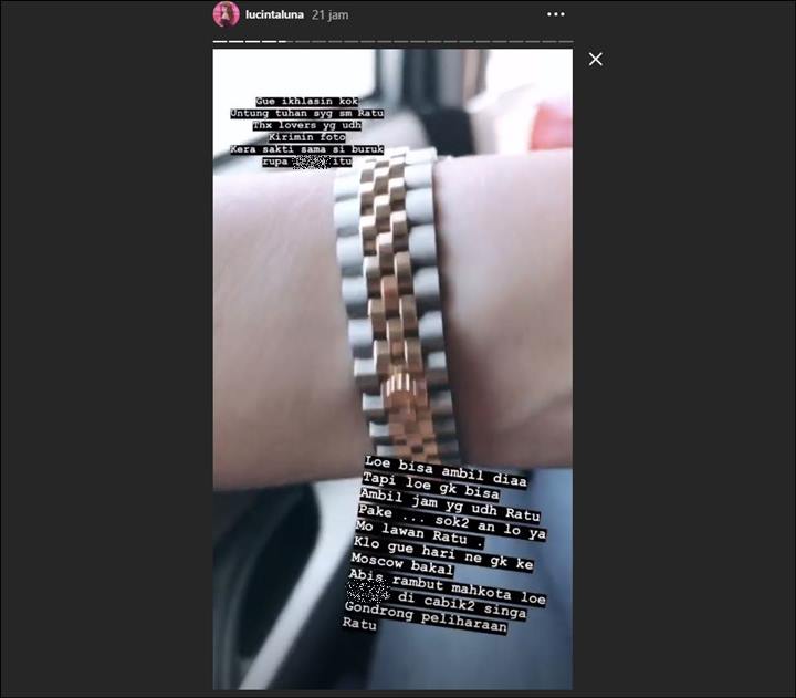 Jam tangan Lucinta luna