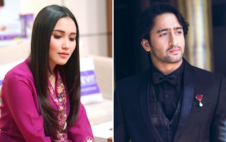 Wajah Ayu Ting Ting Berbunga-Bunga di Pelukan Shaheer Sheikh Eks Pacar, Netter Girang Sampai Mewek