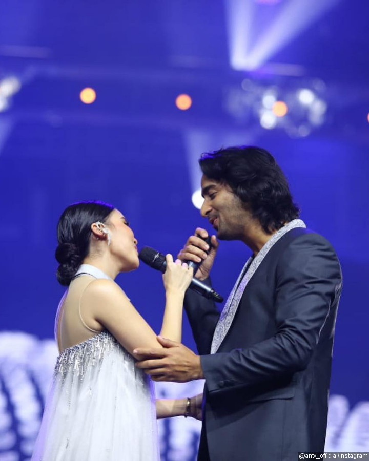 Duet Maut Membawakan Lagu 'Cintakan Membawamu Kembali'