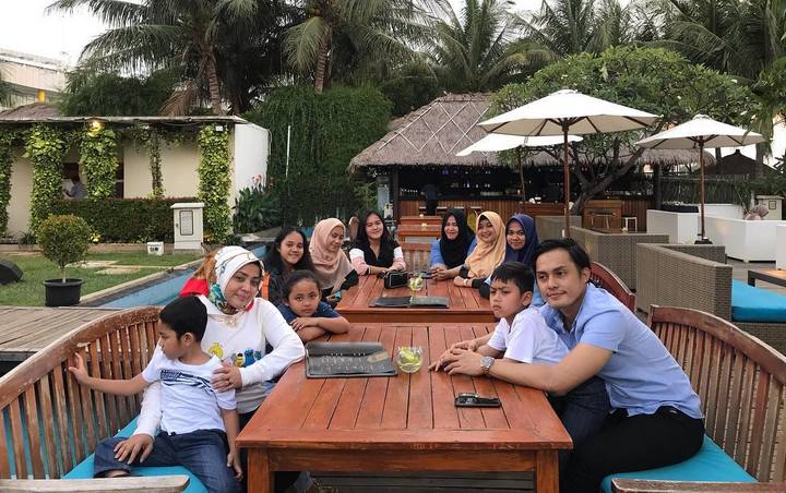 Kisah cinta Muzdalifah dan Fadel Islami